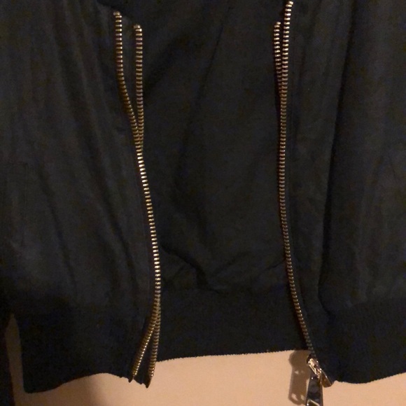Jacket - Picture 2 of 5